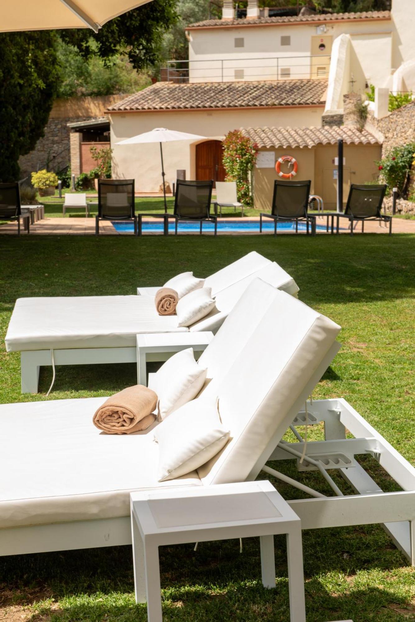 Hotel Convent De Begur Luaran gambar