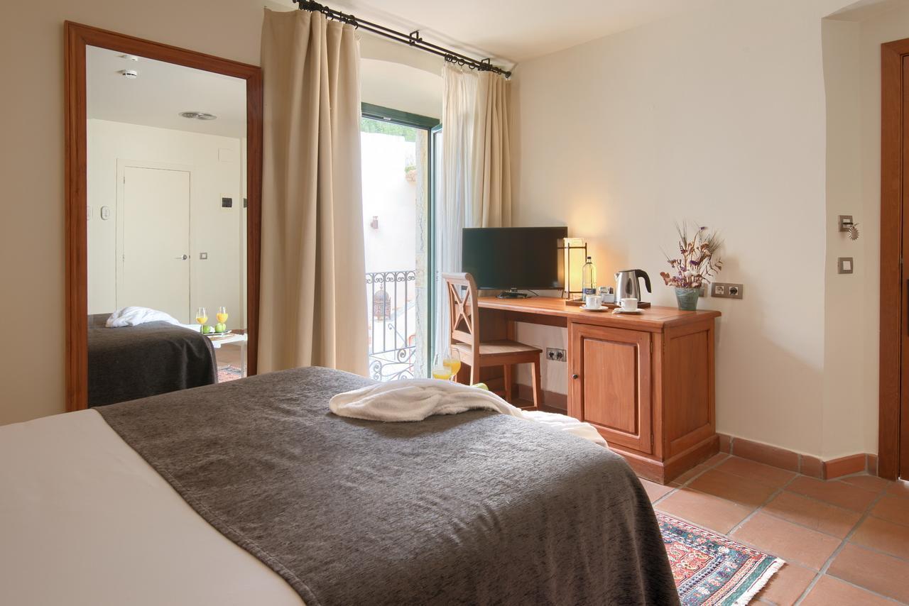 Hotel Convent De Begur Luaran gambar